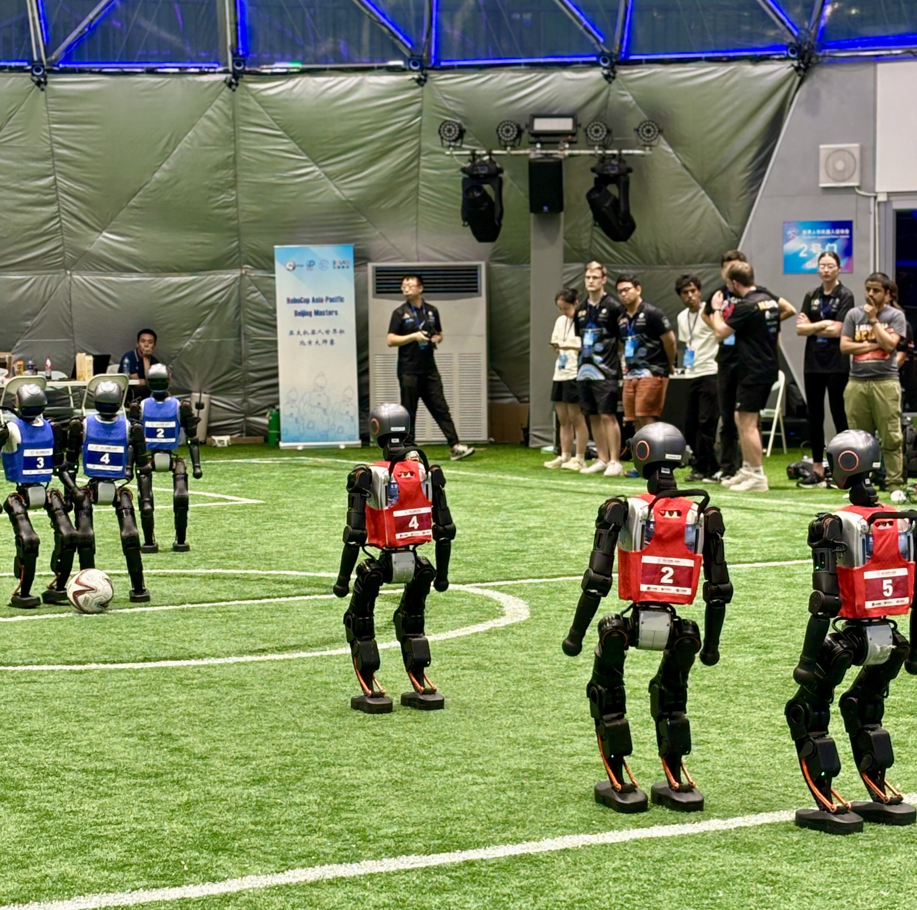 roboter spiel HTWK Leipzig | Roboterfußball: Vizetitel für die HTWK Robots bei den