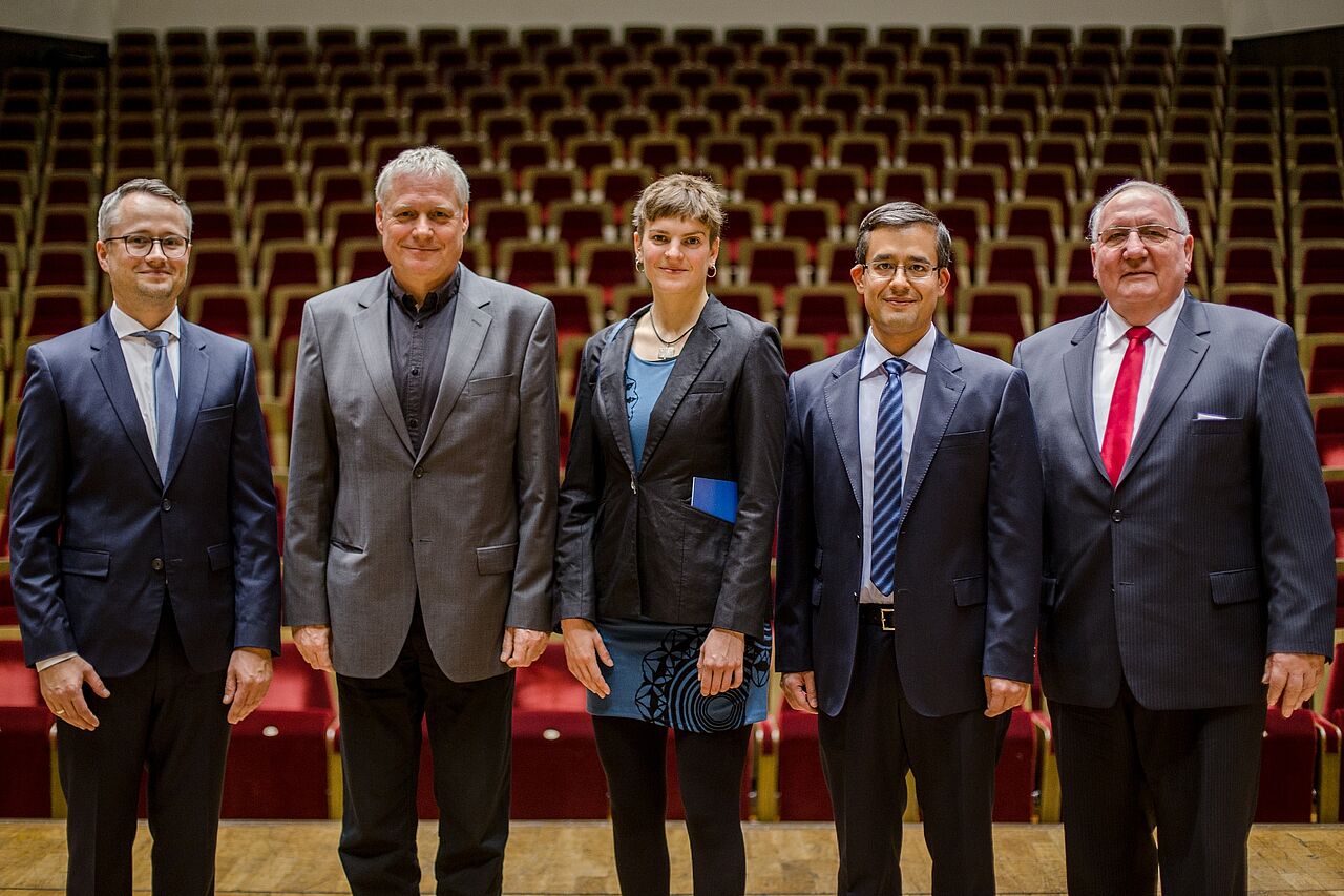 Die Preisträger 2018 (v.l.n.r.): Dr. Andreas Reinhold, Dr, Jürgen Loll, Cornelia Günther, Jamshid Moghimi, Winfried Pinninghoff. (Foto: Robert Weinhold/HTWK Leipzig)