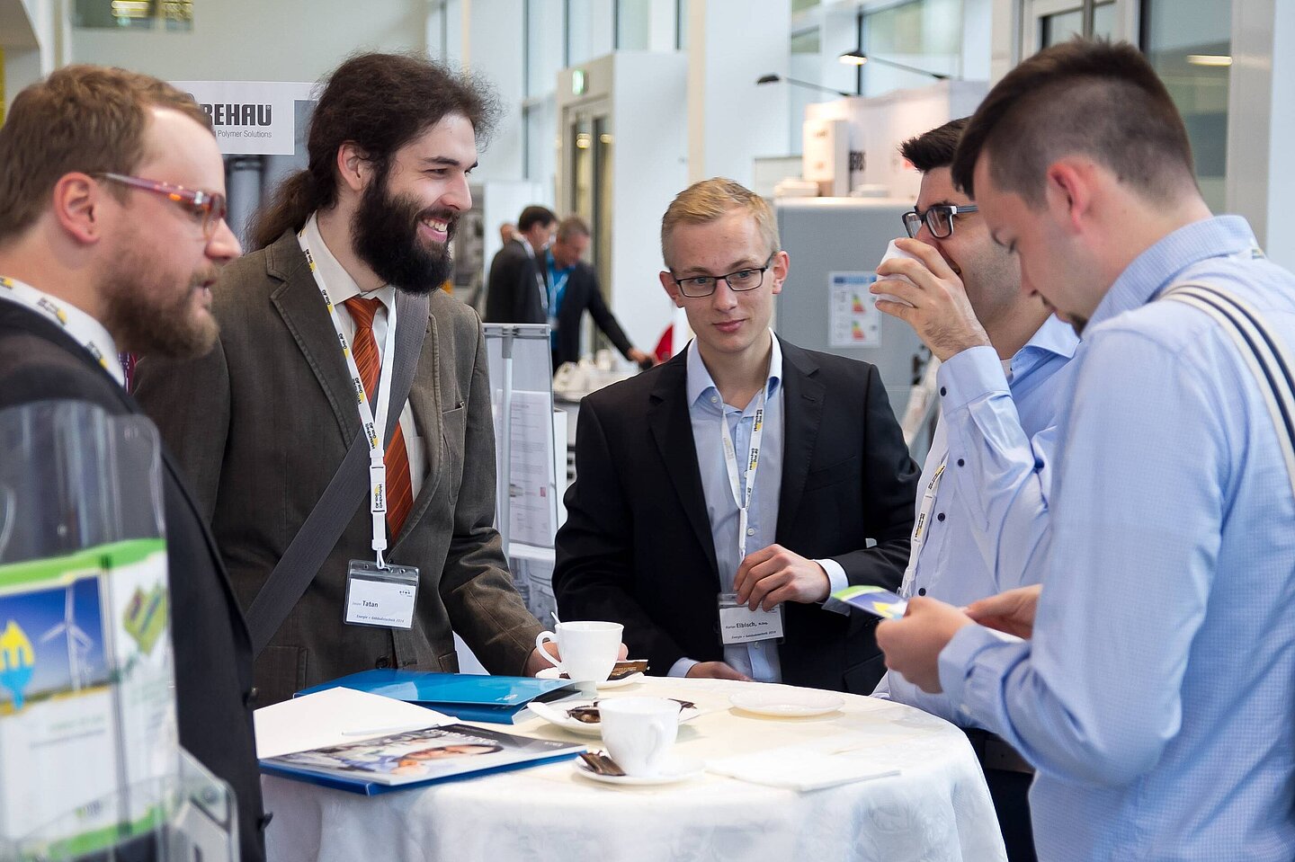 Zur Seite Mit Experten netzwerken