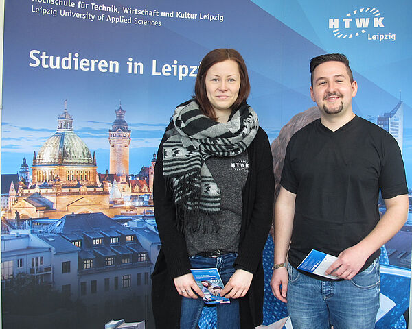 Willkommen zum Informationstag an der HTWK Leipzig (Quelle: HTWK Leipzig) Campusspezialisten der HTWK Leipzig freuen sich auf Gäste am Informationstag