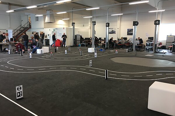 So sah der Wettbewerbsparcours beim Qualifying aus. (Foto: Jonathan Gruber/Team HTWK Smart Driving)