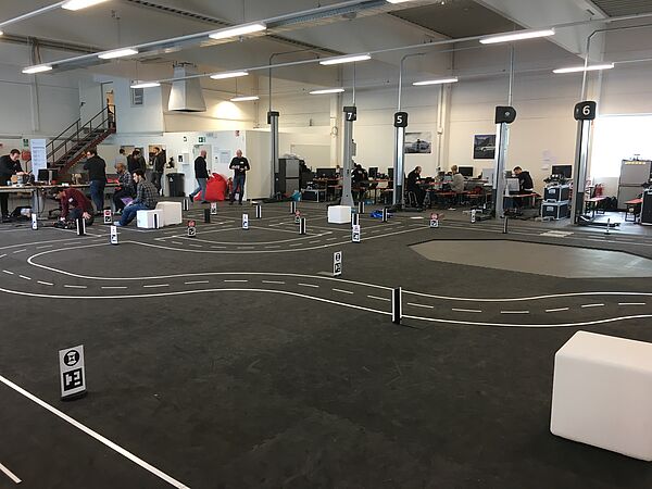 So sah der Wettbewerbsparcours beim Qualifying aus. (Foto: Jonathan Gruber/Team HTWK Smart Driving)