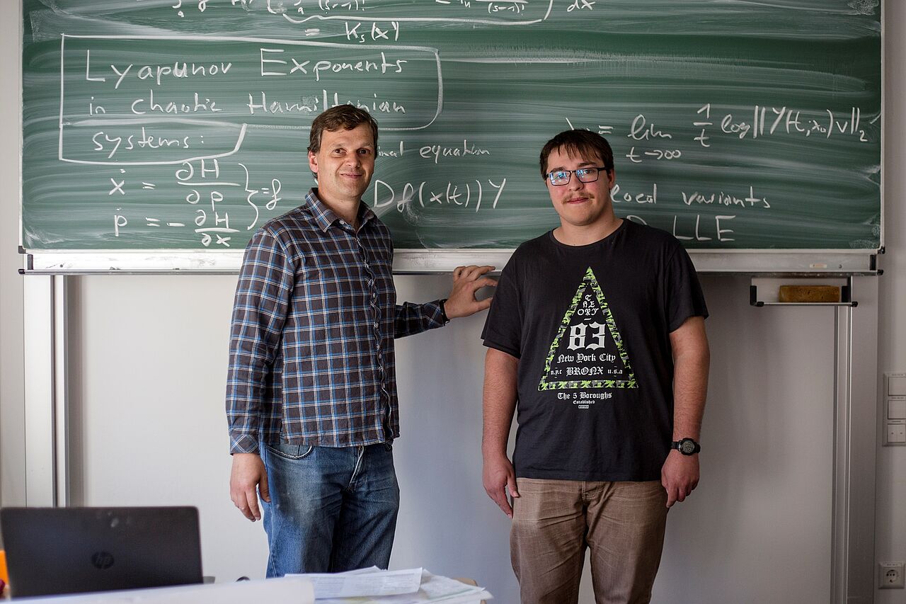 Prof. Jochen Merker (links) und Timo Hofmann. (Foto: Robert Weinhold/HTWK Leipzig)
