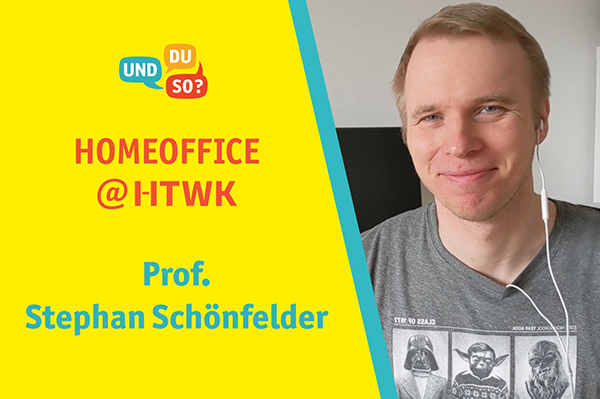 Screenshot aus einem Video: Prof. Stephan Schönfelder lächelt direkt in die Kamera, er trägt ein Headset