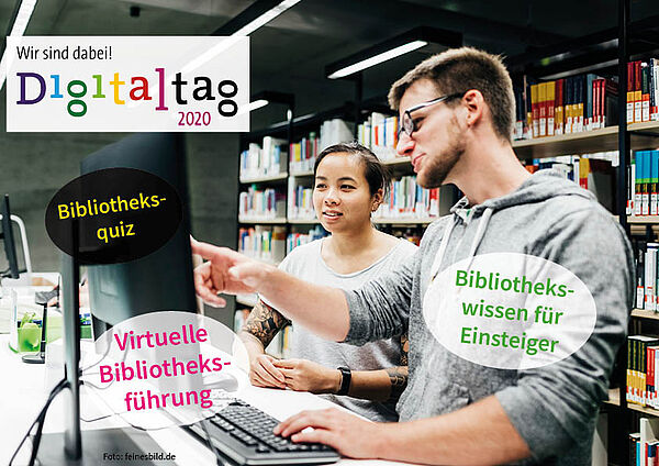Ein Mann zeigt einer Frau etwas auf dem Computerbildschirm.