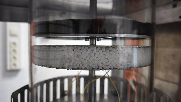 Nahaufnahme eines Gerät aus der Radiowellentechnologie