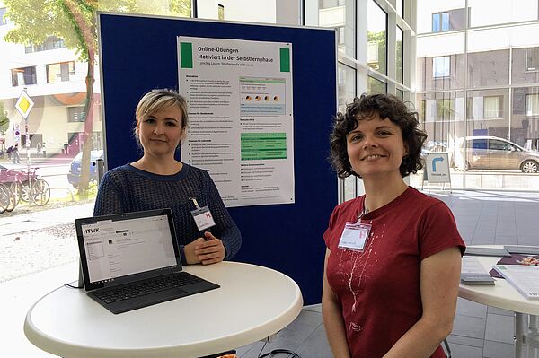 Das E-Learning Team berät beim Lunch & Learn