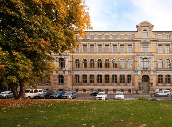 Wiener-Bau der HTWK Leipzig in der Wächterstraße (Foto: Swen Reichhold/HTWK Leipzig) Wiener-Bau der HTWK Leipzig in der Wächterstraße (Foto: Swen Reichhold/HTWK Leipzig)