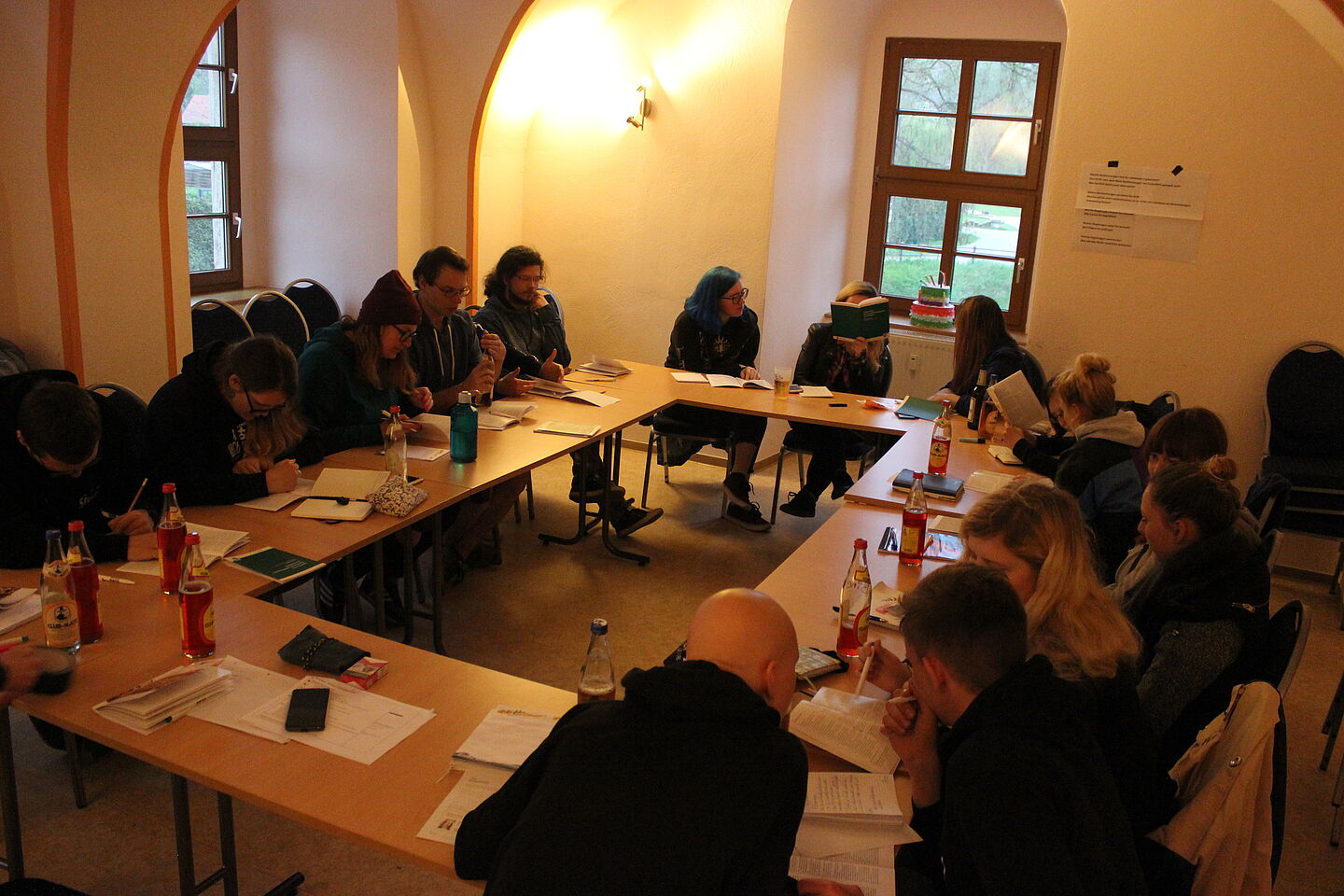 Start mit dem Gremien- u. Ordnungsworkshop Freitagabend Start mit dem Gremien- u. Ordnungsworkshop Freitagabend