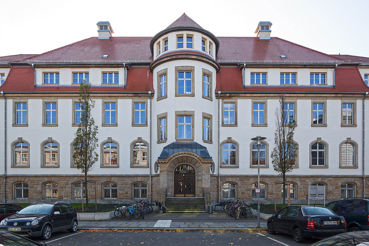 Außenansicht des Gutenberg-Baus.