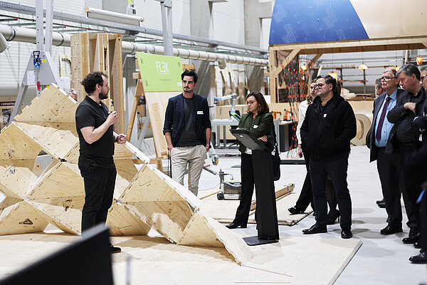 Parlamentarischer Kaminabend im HBFZ