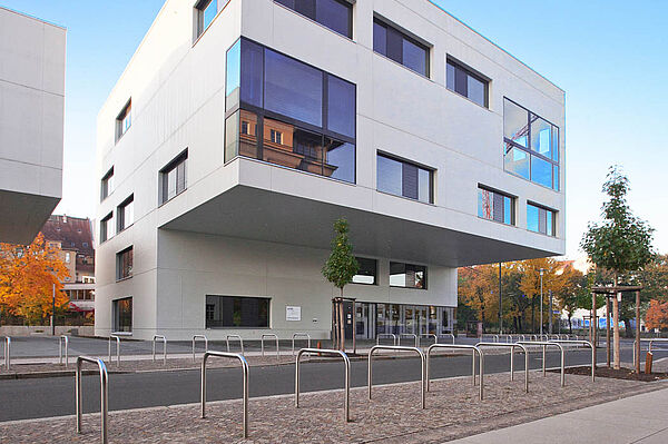 Bibliotheksgebäude Außenansicht