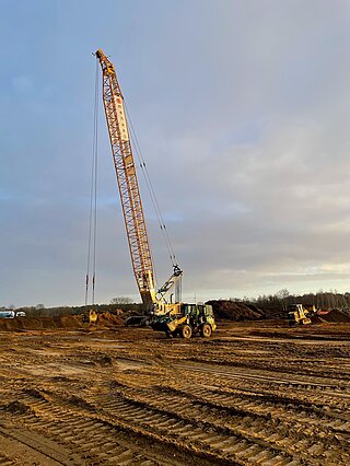 Solver One crane is standing on the construction site