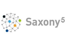 Logo des Projekts Saxony5 symbolisch für die 5 teilnehmenden Hochschulen