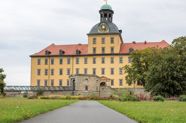 Außenansicht eines Schlosses