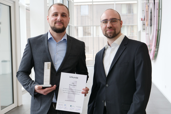 Dörrenberg StudienAWARD 2023: Preisträger Philipp Sieber und Prof. Dr.-Ing. Paul Rosemann, Professur Werkstofftechnik Fakultät ING HTWK Leipzig © Anika Schreyer HTWK Leipzig
