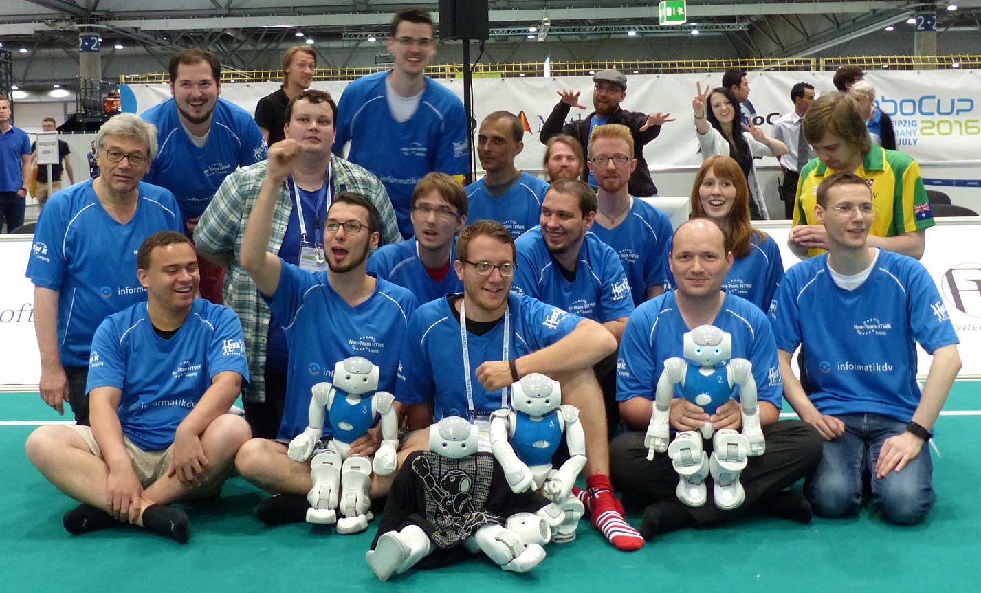 Gruppenbild der Nao-Mannschaft 