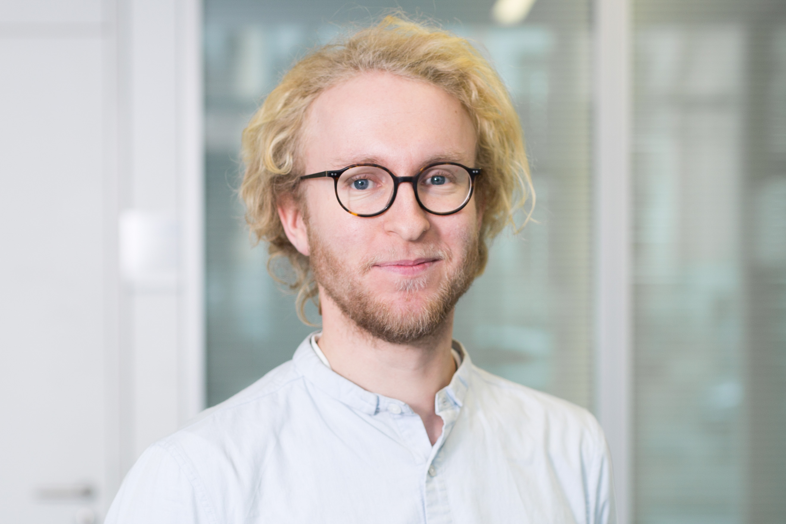 Portraitfoto von Felix Schmidt-Kleespies