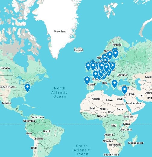 Darstellung einer Weltkarte mit Markierungspfeilen für Unternehmen mit additiver Fertigung.