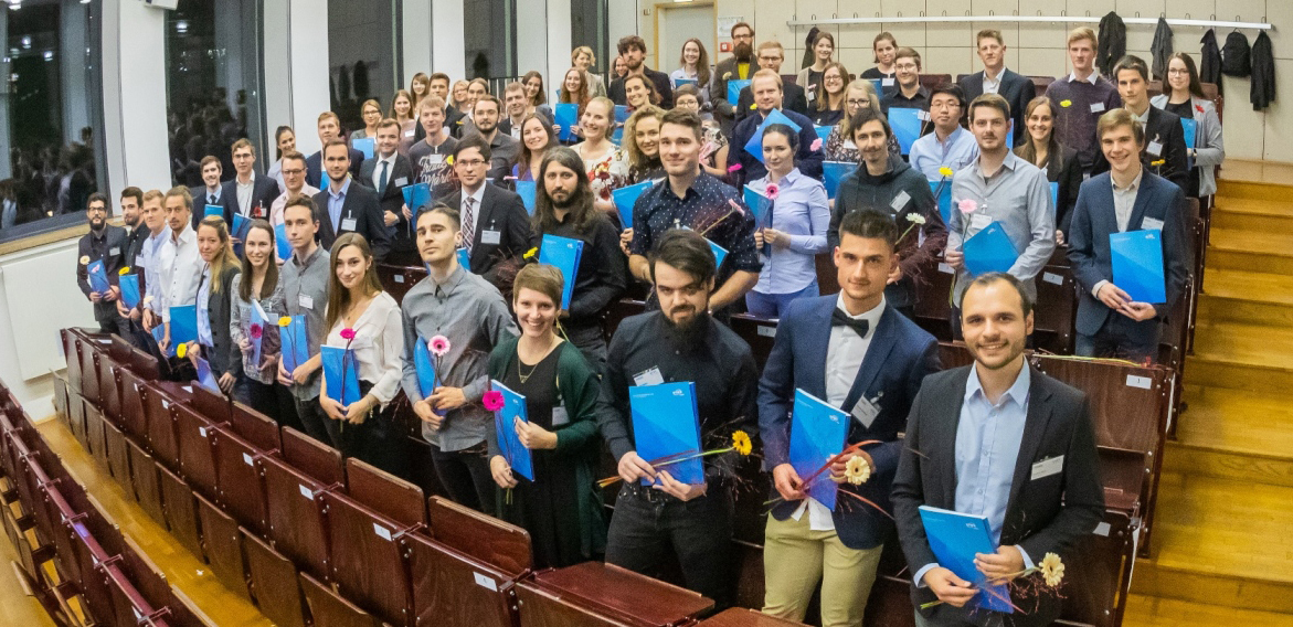 Die Deutschlandstipendiaten der HTWK Leipzig 2018. (Foto: Swen Reichhold/HTWK Leipzig)