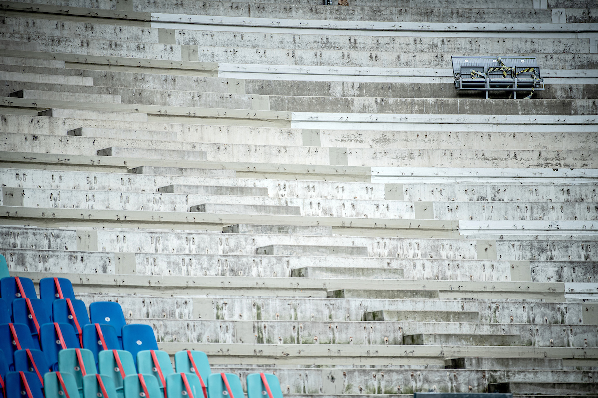 Mitten im Umbau: Die Red Bull Arena (Bild: motivio)